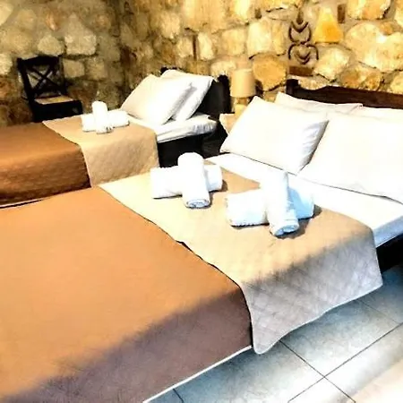 Marthas Stone Holiday home *